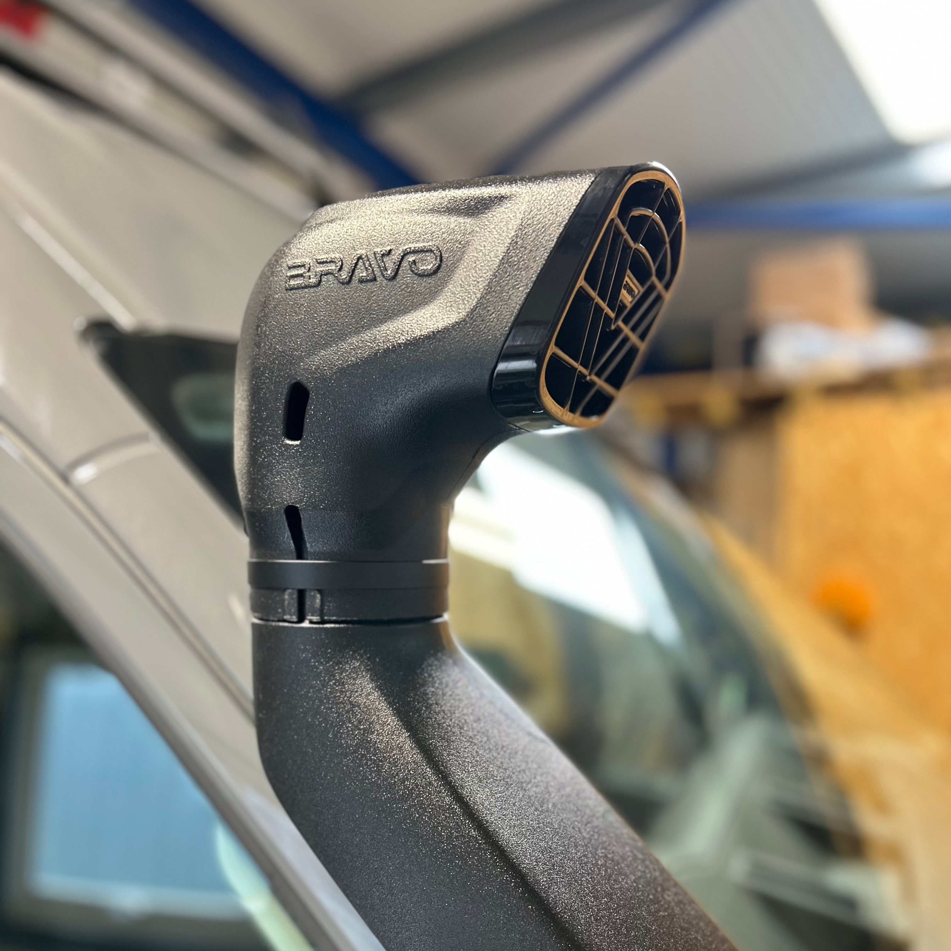 Volkswagen Crafter/ MAN TGE 2017 + BRAVO Snorkel